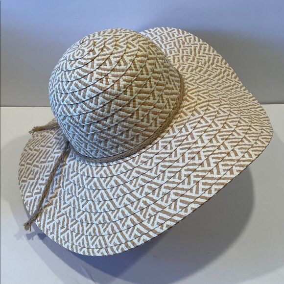 Scala Tan and White Patterned Hat - Picture 5 of 7